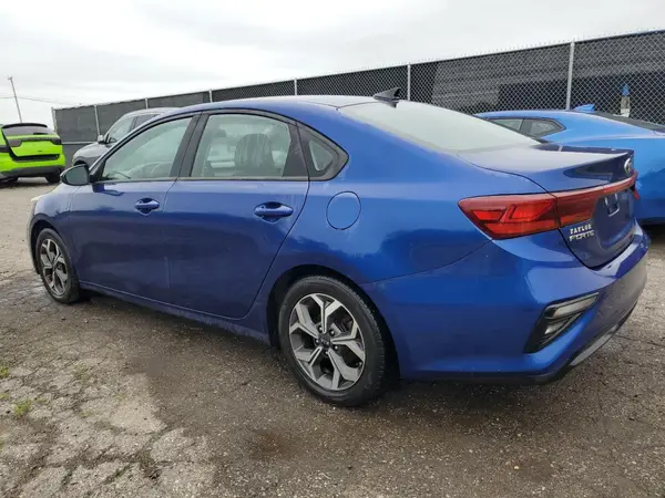 3KPF24AD8KE108101 2019 KIA FORTE - Image 2