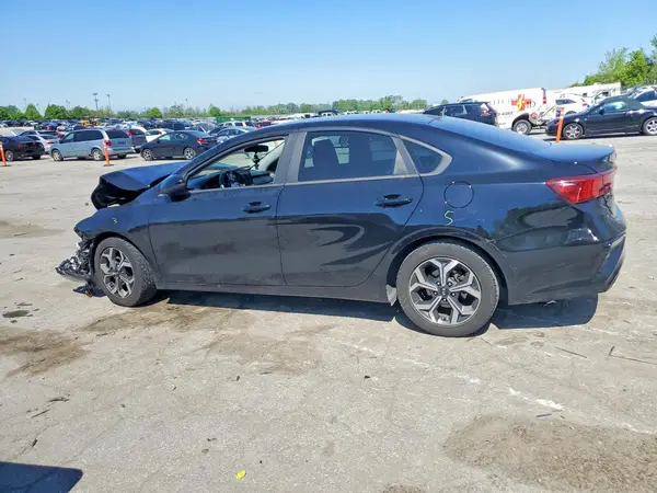 3KPF24AD8KE109118 2019 KIA FORTE - Image 2
