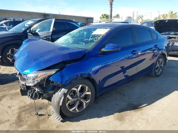 3KPF24AD8KE109362 2019 KIA FORTE - Image 2