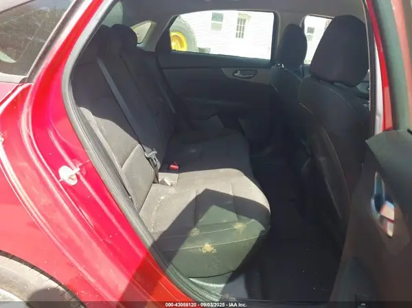 3KPF24AD8KE112309 2019 KIA FORTE - Image 8
