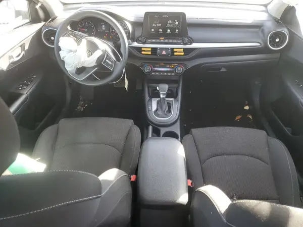 3KPF24AD8KE112522 2019 KIA FORTE - Image 8