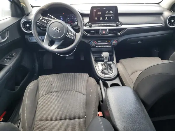 3KPF24AD8KE112634 2019 KIA FORTE - Image 8