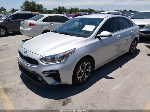 3KPF24AD8KE113380 2019 KIA FORTE - Image 2