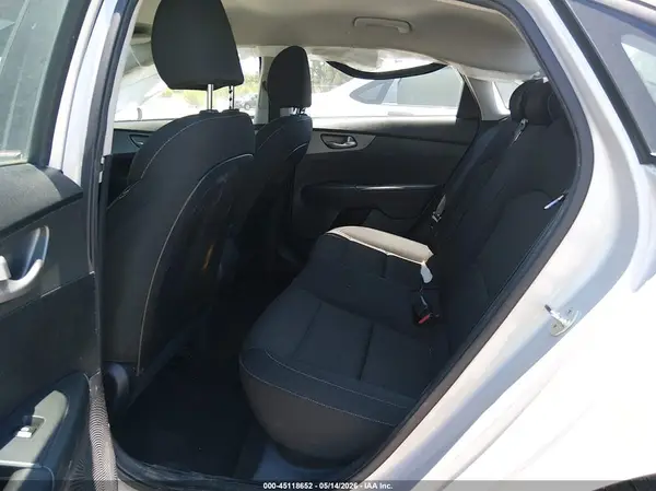 3KPF24AD8KE113380 2019 KIA FORTE - Image 8