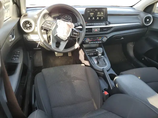 3KPF24AD8KE114643 2019 KIA FORTE - Image 8