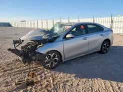 3KPF24AD8KE114772 2019 KIA FORTE