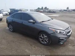 3KPF24AD8KE116747 2019 KIA FORTE
