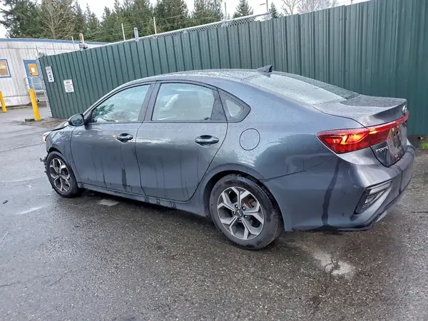3KPF24AD8KE119535 2019 KIA FORTE - Image 2