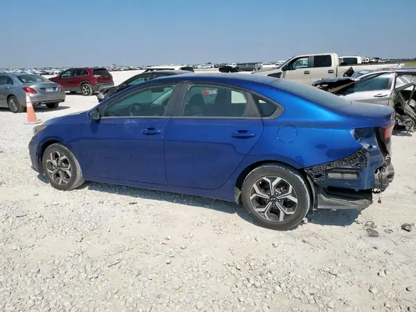 3KPF24AD8KE119616 2019 KIA FORTE - Image 2