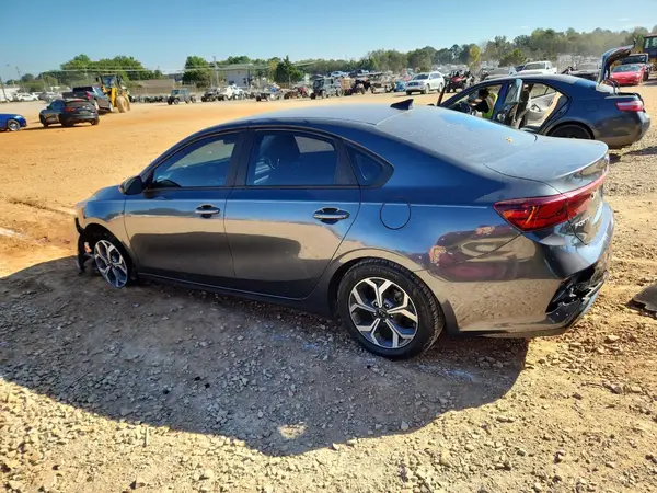 3KPF24AD8KE119728 2019 KIA FORTE - Image 2