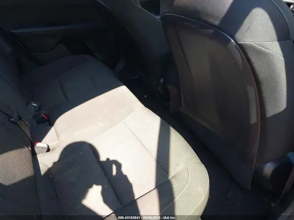 3KPF24AD8KE119843 2019 KIA FORTE - Image 8