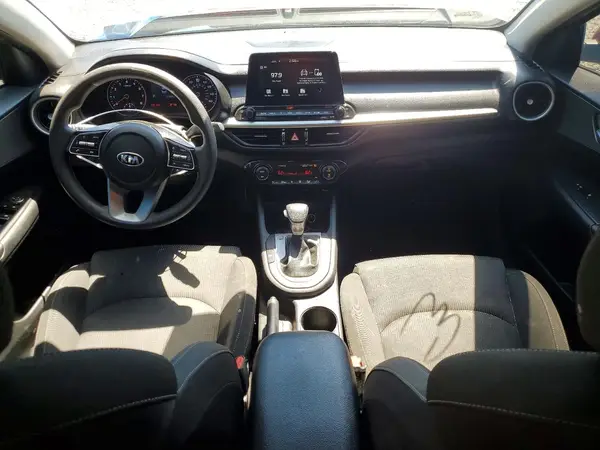 3KPF24AD8KE125125 2019 KIA FORTE - Image 8