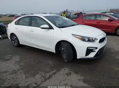 3KPF24AD8KE125674 2019 KIA FORTE