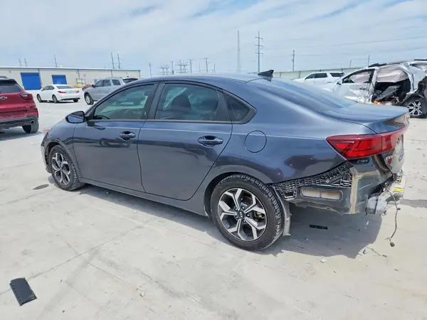 3KPF24AD8KE126680 2019 KIA FORTE - Image 2