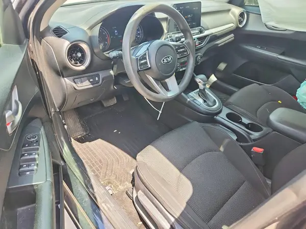 3KPF24AD8KE126680 2019 KIA FORTE - Image 8