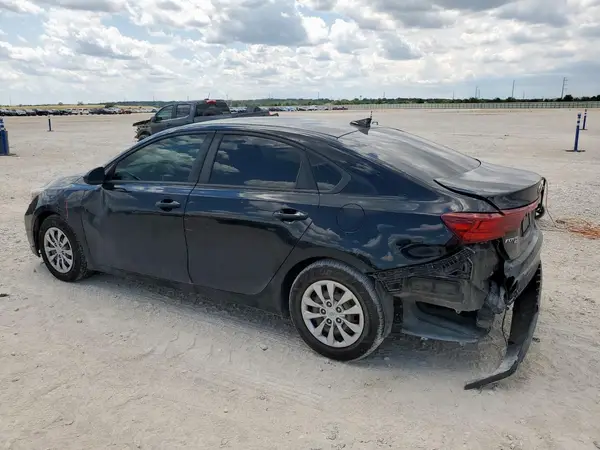 3KPF24AD8KE127411 2019 KIA FORTE - Image 2