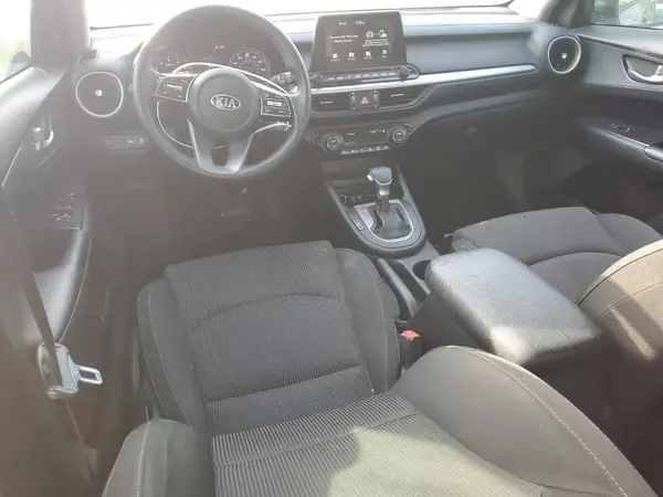 3KPF24AD8KE128851 2019 KIA FORTE - Image 8