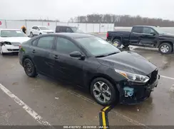 3KPF24AD8KE130650 2019 KIA FORTE