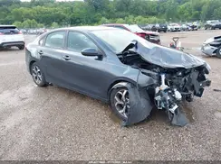 3KPF24AD8KE131295 2019 KIA FORTE