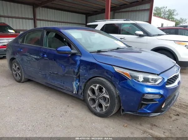 3KPF24AD8KE132186 2019 KIA FORTE - Image 1