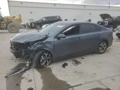 3KPF24AD8KE134746 2019 KIA FORTE