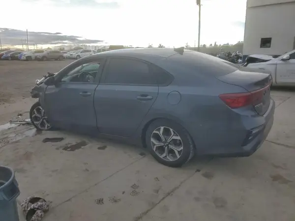 3KPF24AD8KE134746 2019 KIA FORTE - Image 2