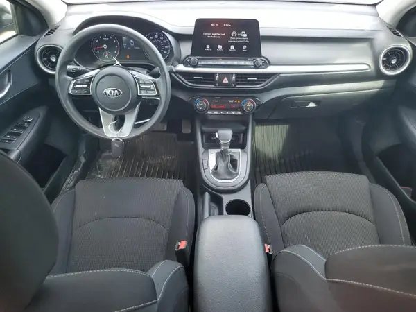 3KPF24AD8KE135119 2019 KIA FORTE - Image 8