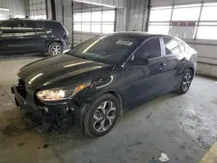 3KPF24AD8KE135654 2019 KIA FORTE