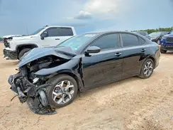 3KPF24AD8KE136805 2019 KIA FORTE