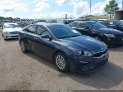 3KPF24AD8KE137632 2019 KIA FORTE