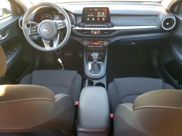 3KPF24AD8KE137680 2019 KIA FORTE - Image 8