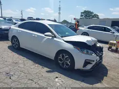 3KPF24AD8LE141276 2020 KIA FORTE