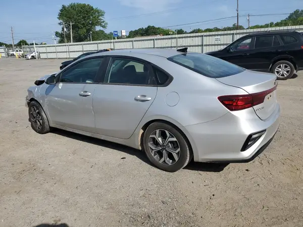 3KPF24AD8LE141567 2020 KIA FORTE - Image 2