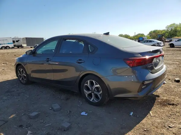 3KPF24AD8LE142623 2020 KIA FORTE - Image 2