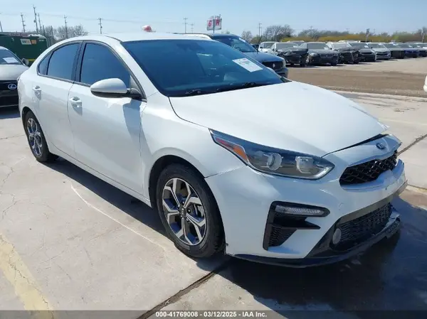 3KPF24AD8LE151323 2020 KIA FORTE - Image 1