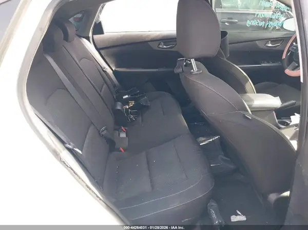 3KPF24AD8LE155467 2020 KIA FORTE - Image 8