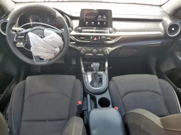 3KPF24AD8LE155582 2020 KIA FORTE - Image 8
