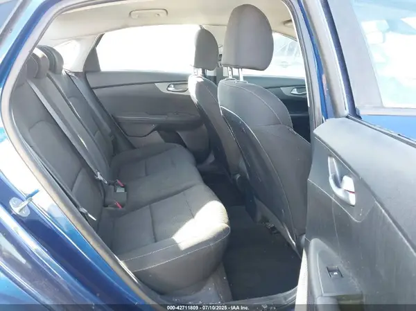 3KPF24AD8LE157431 2020 KIA FORTE - Image 8