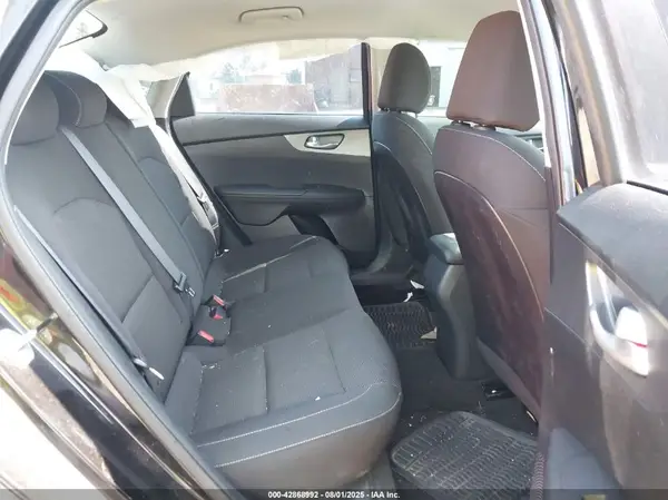 3KPF24AD8LE158661 2020 KIA FORTE - Image 8