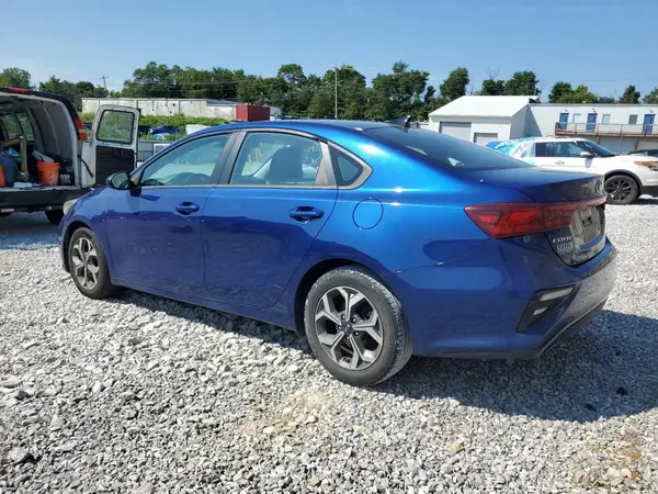 3KPF24AD8LE158868 2020 KIA FORTE - Image 2