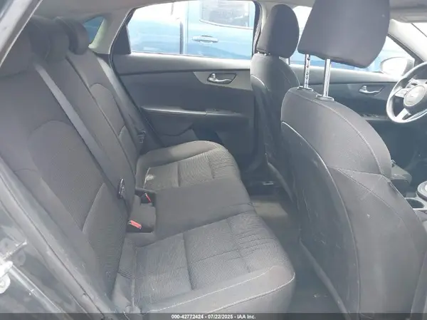 3KPF24AD8LE164105 2020 KIA FORTE - Image 8