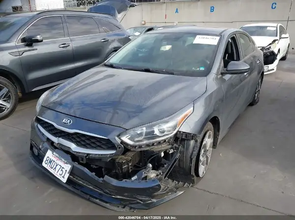 3KPF24AD8LE170132 2020 KIA FORTE - Image 2