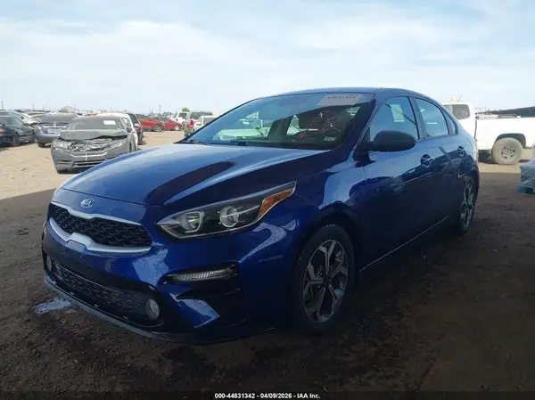3KPF24AD8LE170552 2020 KIA FORTE - Image 2