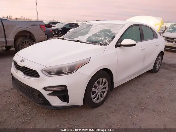 3KPF24AD8LE172558 2020 KIA FORTE - Image 2