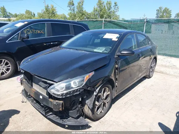 3KPF24AD8LE174617 2020 KIA FORTE - Image 2
