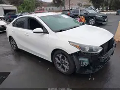 3KPF24AD8LE175136 2020 KIA FORTE