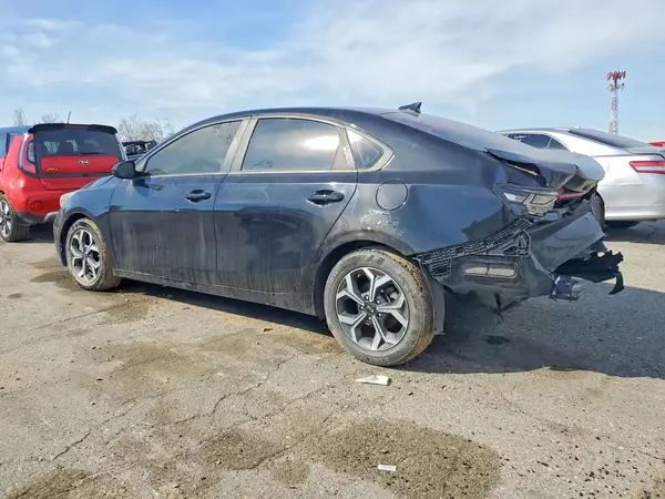 3KPF24AD8LE175766 2020 KIA FORTE - Image 2
