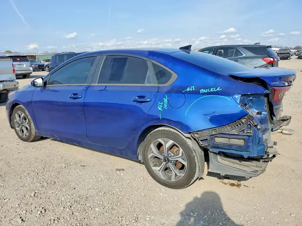 3KPF24AD8LE176240 2020 KIA FORTE - Image 2