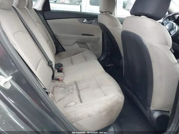 3KPF24AD8LE177646 2020 KIA FORTE - Image 8
