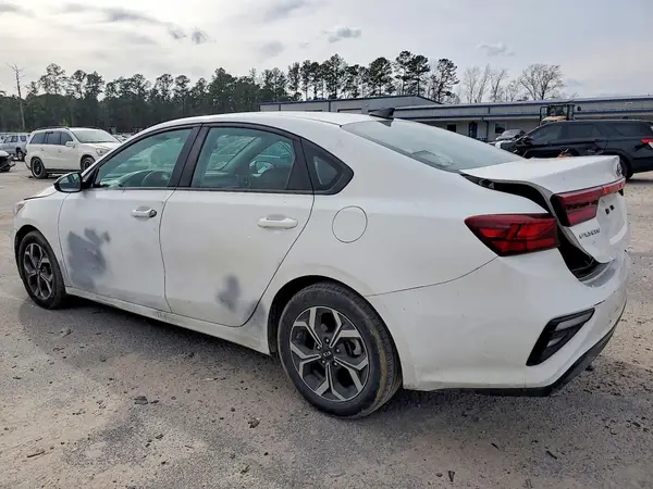 3KPF24AD8LE180272 2020 KIA FORTE - Image 2